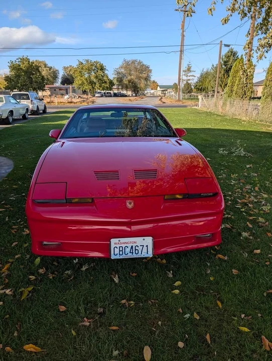 1987 Pontiac Firebird Trans Am 3rd Gen - Image 6 of 15