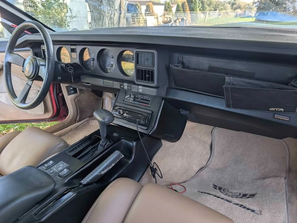 1987 Pontiac Firebird Trans Am 3rd Gen - Image 8 of 15