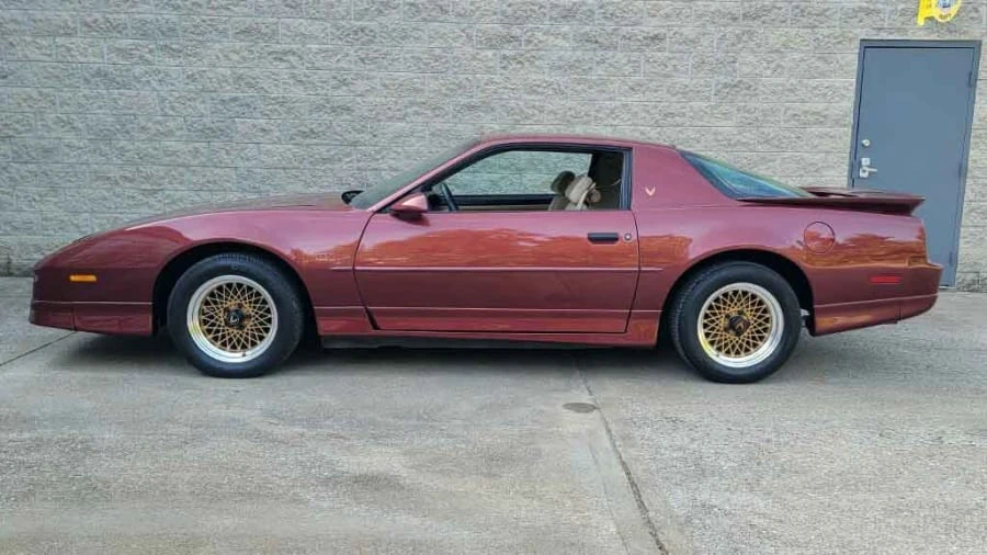 1987 Pontiac Firebird Trans Am 3rd Gen - Image 2 of 9