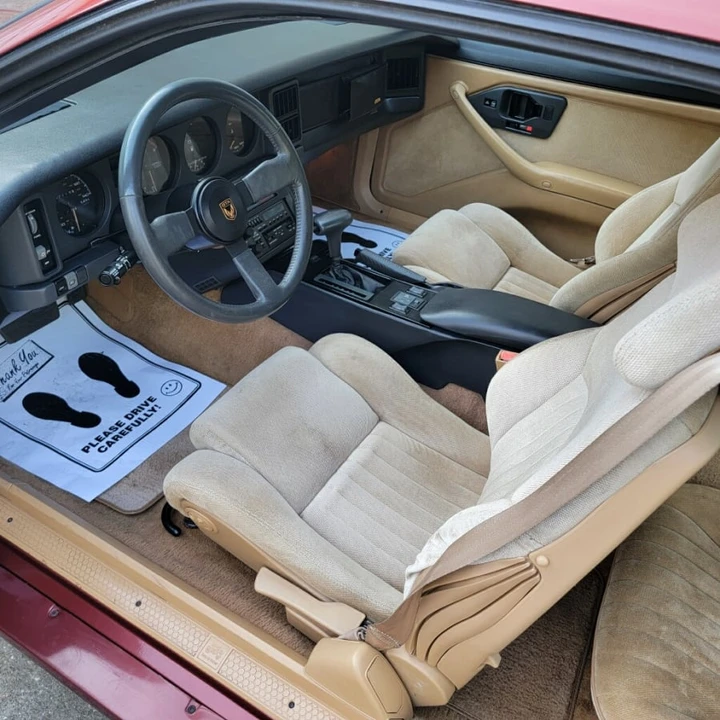 1987 Pontiac Firebird Trans Am 3rd Gen - Image 6 of 9