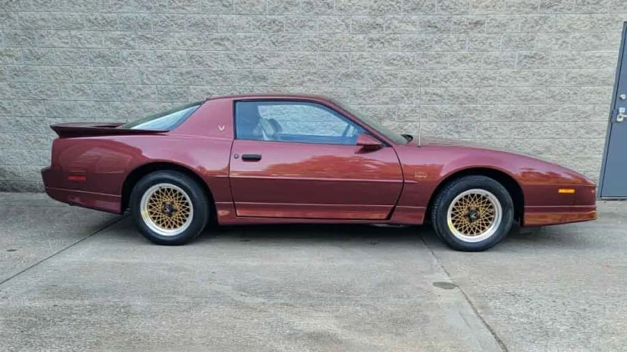 1987 Pontiac Firebird Trans Am 3rd Gen - Image 5 of 9