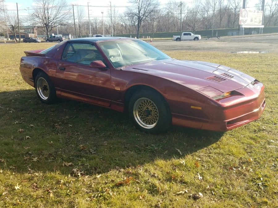 1987 Pontiac Firebird Trans Am 3rd Gen - Image 2 of 3