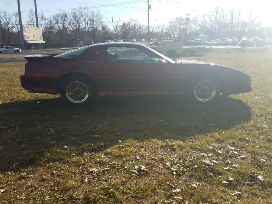 1987 Pontiac Firebird Trans Am 3rd Gen - Image 3 of 3