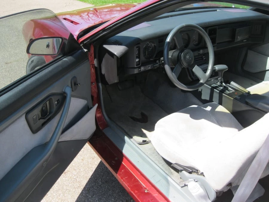 1987 Pontiac Firebird Trans Am 3rd Gen - Image 3 of 12