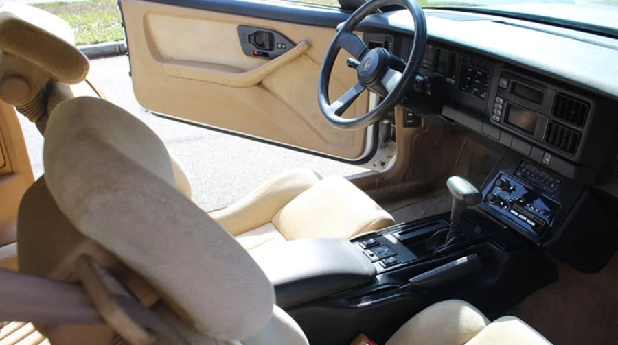 1987 Pontiac Firebird Trans Am 3rd Gen - Image 6 of 8