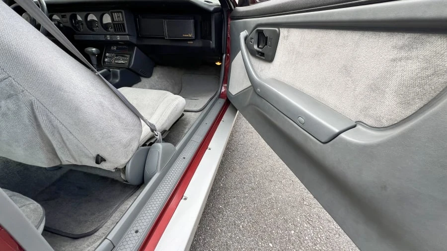 1987 Pontiac Firebird Trans Am 3rd Gen - Image 16 of 24
