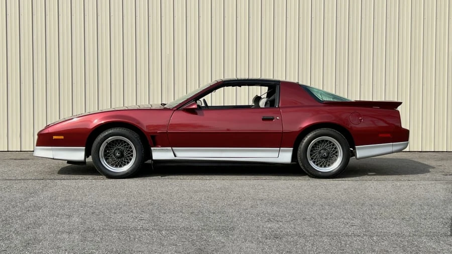 1987 Pontiac Firebird Trans Am 3rd Gen - Image 10 of 24