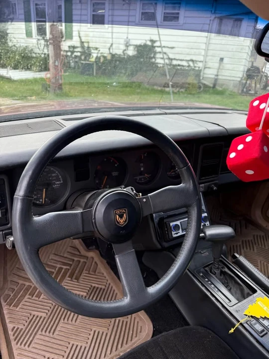 1987 Pontiac Firebird Trans Am 3rd Gen - Image 5 of 13