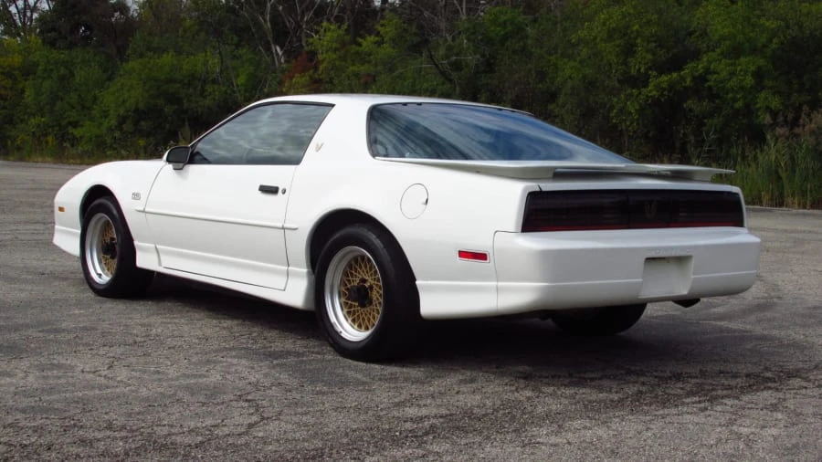 1987 Pontiac Firebird Trans Am 3rd Gen - Image 3 of 8