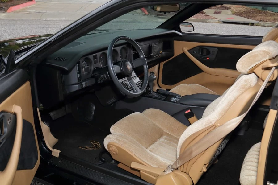 1987 Pontiac Firebird Trans Am 3rd Gen - Image 18 of 30