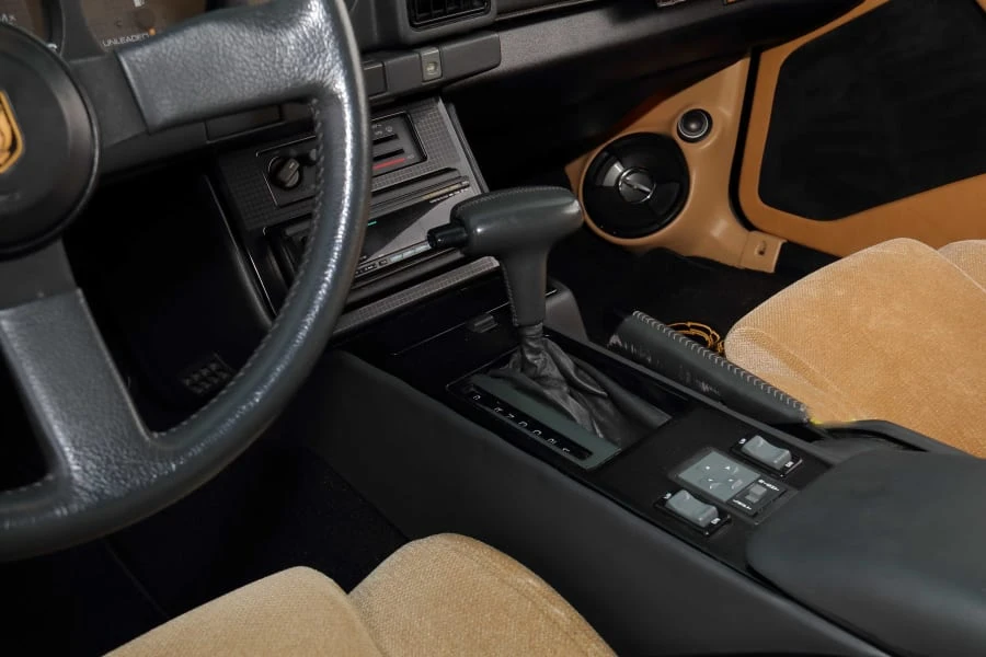 1987 Pontiac Firebird Trans Am 3rd Gen - Image 27 of 30