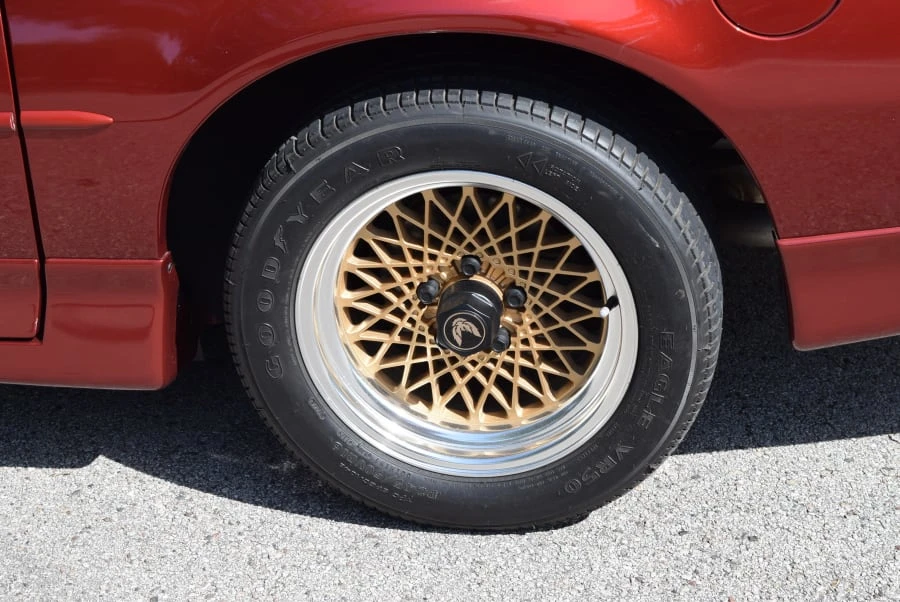 1987 Pontiac Firebird Trans Am 3rd Gen - Image 6 of 11
