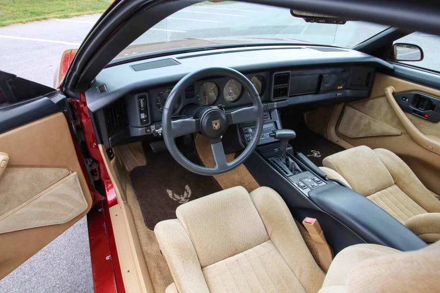 1987 Pontiac Firebird Trans Am 3rd Gen - Image 4 of 26