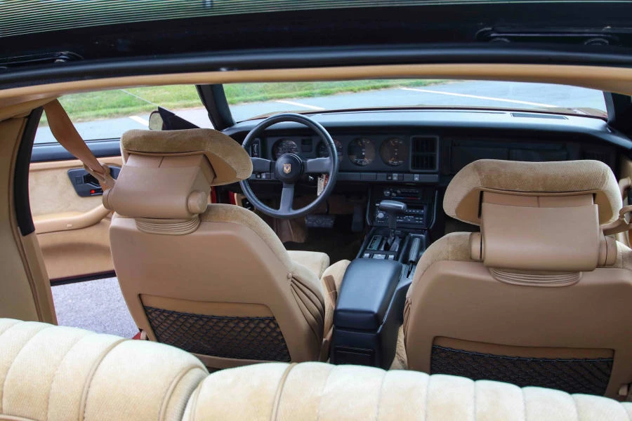 1987 Pontiac Firebird Trans Am 3rd Gen - Image 9 of 26