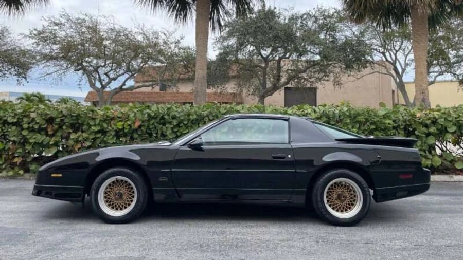 1987 Pontiac Firebird Trans Am 3rd Gen - Image 5 of 22
