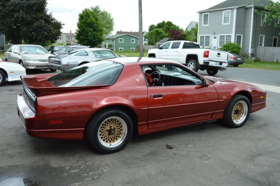 1987 Pontiac Firebird Trans Am 3rd Gen - Image 2 of 5