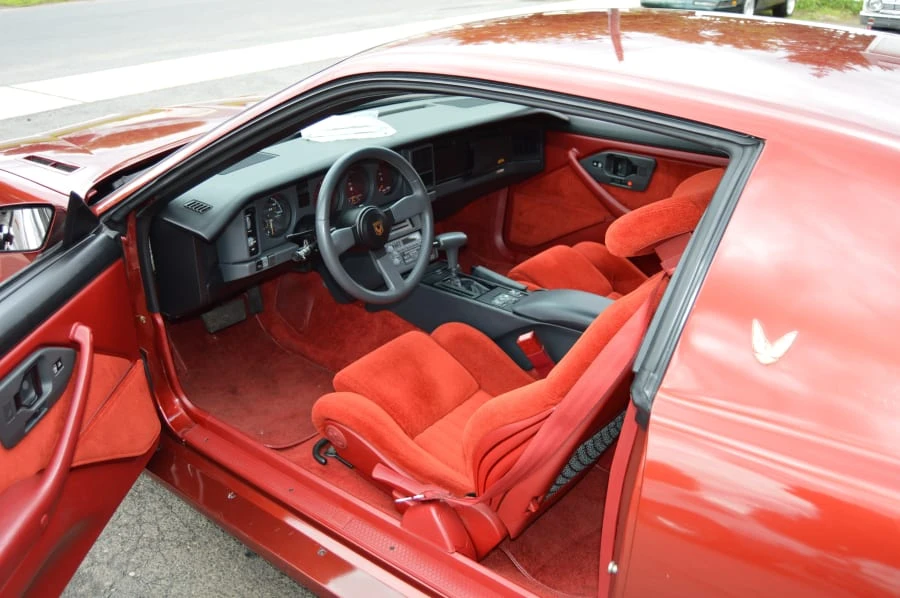 1987 Pontiac Firebird Trans Am 3rd Gen - Image 4 of 5