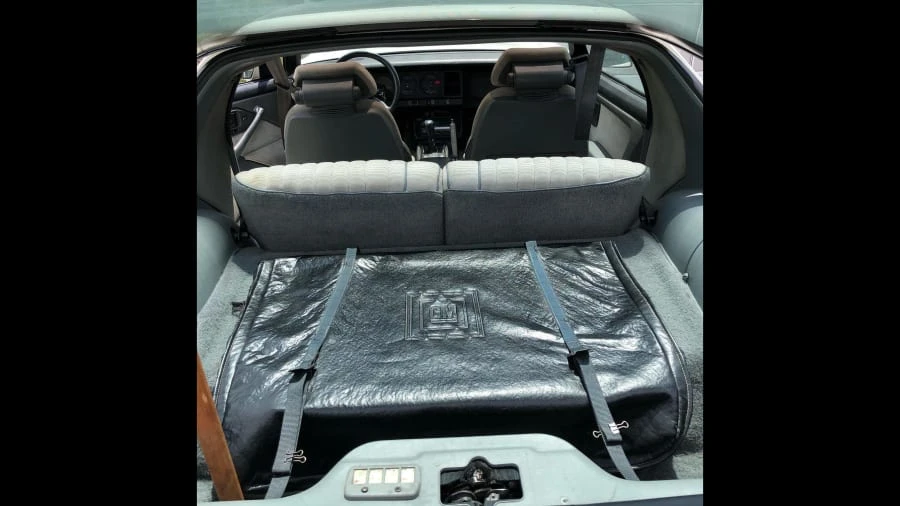 1987 Pontiac Firebird Trans Am 3rd Gen - Image 6 of 7