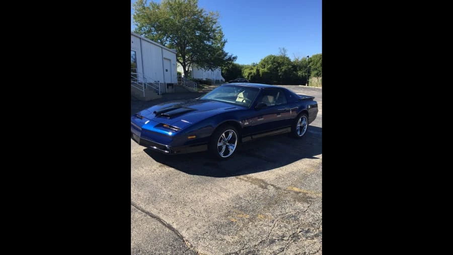 1987 Pontiac Firebird Trans Am 3rd Gen - Image 6 of 8