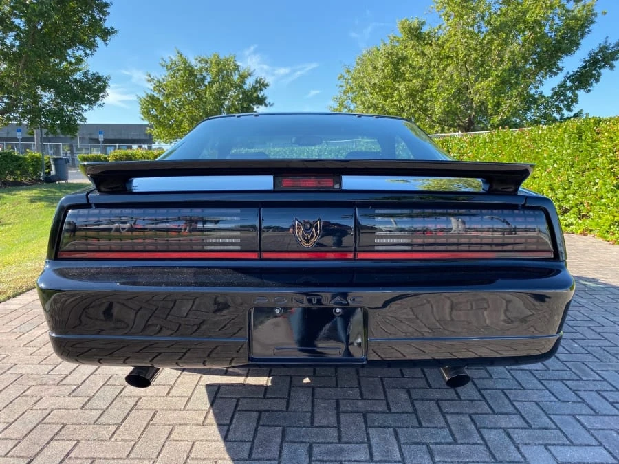1987 Pontiac Firebird Trans Am 3rd Gen - Image 6 of 9