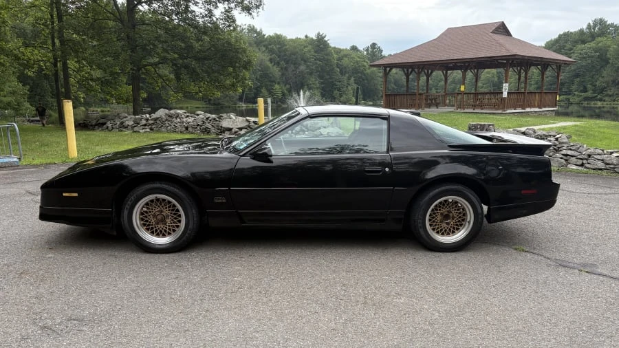1987 Pontiac Firebird Trans Am 3rd Gen - Image 2 of 16