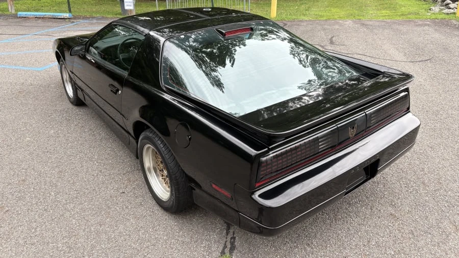 1987 Pontiac Firebird Trans Am 3rd Gen - Image 9 of 16