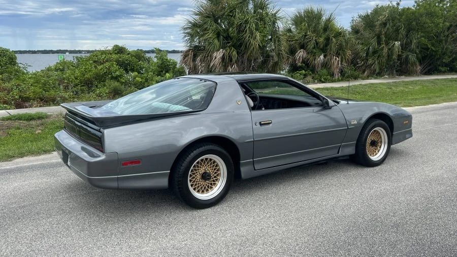 1987 Pontiac Firebird Trans Am 3rd Gen - Image 3 of 13