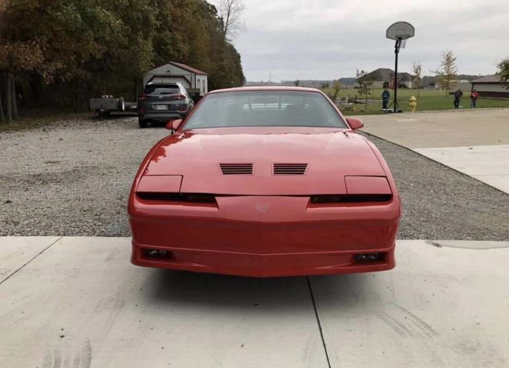 1987 Pontiac Firebird Trans Am 3rd Gen - Image 4 of 5