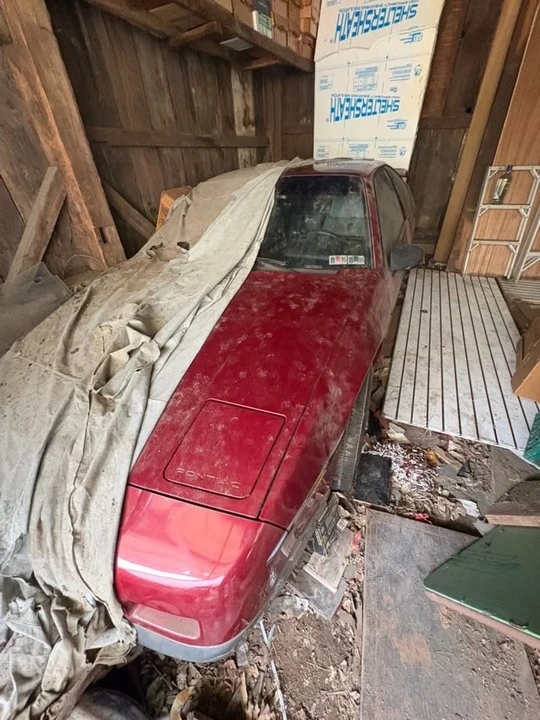 1987 Pontiac Fiero - Image 4 of 8