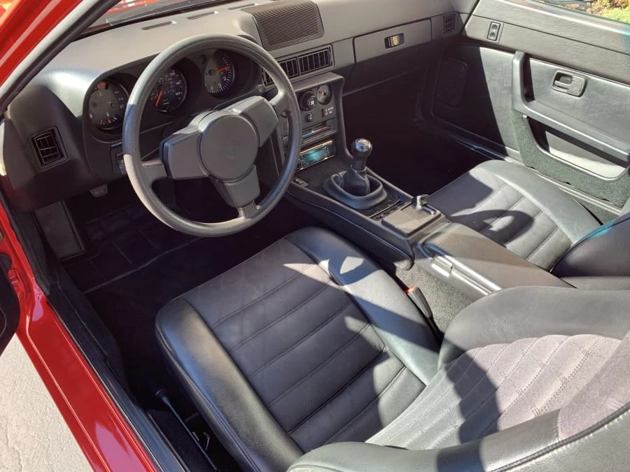 1987 Porsche 924 S - Image 4 of 7
