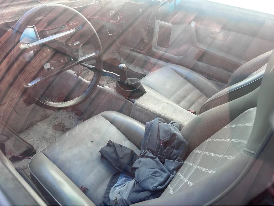 1987 Porsche 944 - Image 8 of 12