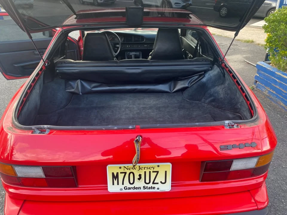 1987 Porsche 944 - Image 11 of 14