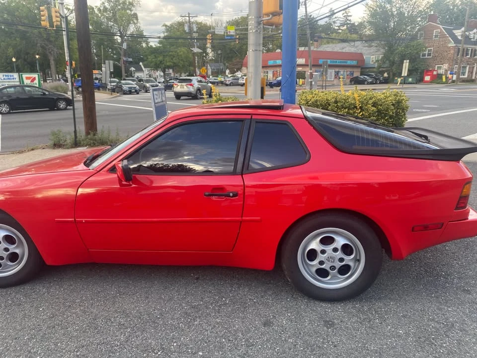 1987 Porsche 944 - Image 5 of 14