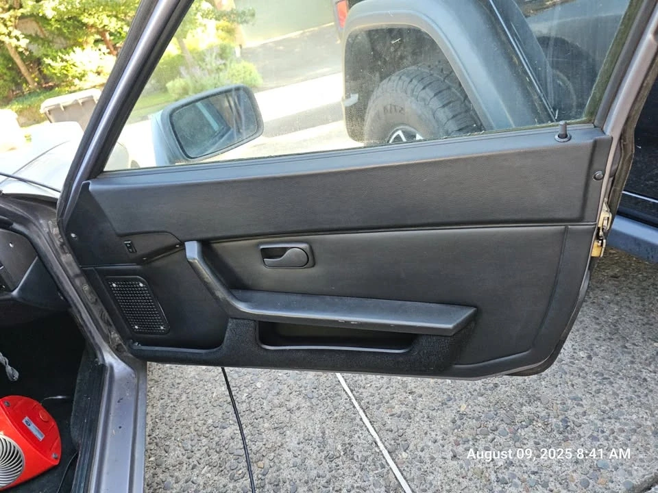 1987 Porsche 944 - Image 10 of 20
