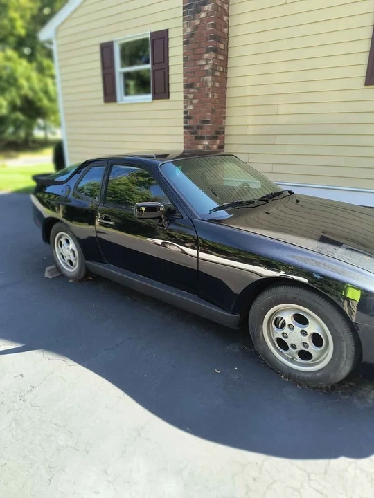 1987 Porsche 944 - Image 2 of 8