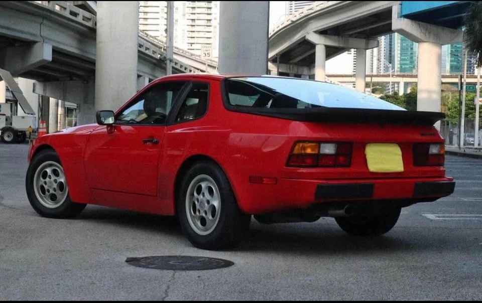 1987 Porsche 944 - Image 11 of 19