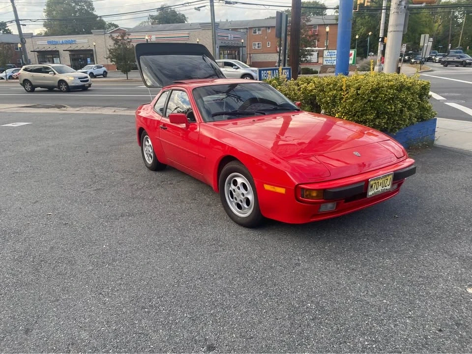 1987 Porsche 944 - Image 3 of 14