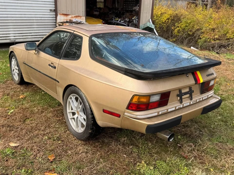 1987 Porsche 944 - Image 2 of 12