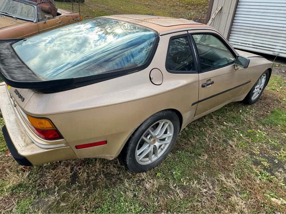 1987 Porsche 944 - Image 5 of 12