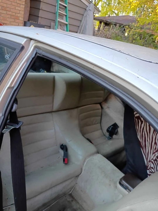 1987 Porsche 944 - Image 9 of 18