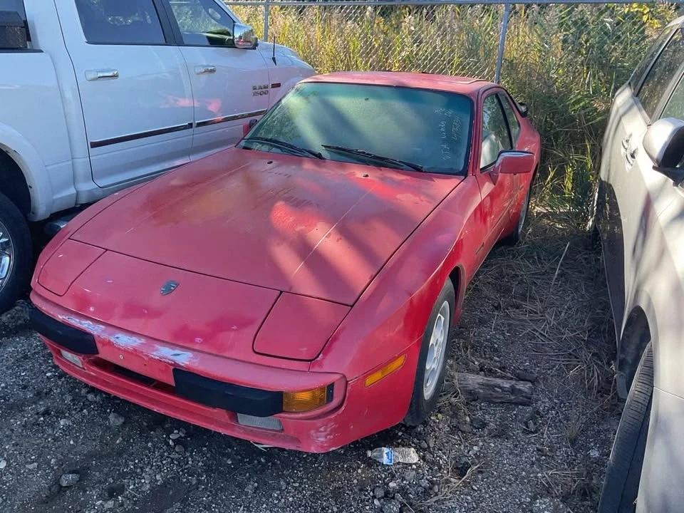 1987 Porsche 944 - Image 2 of 2