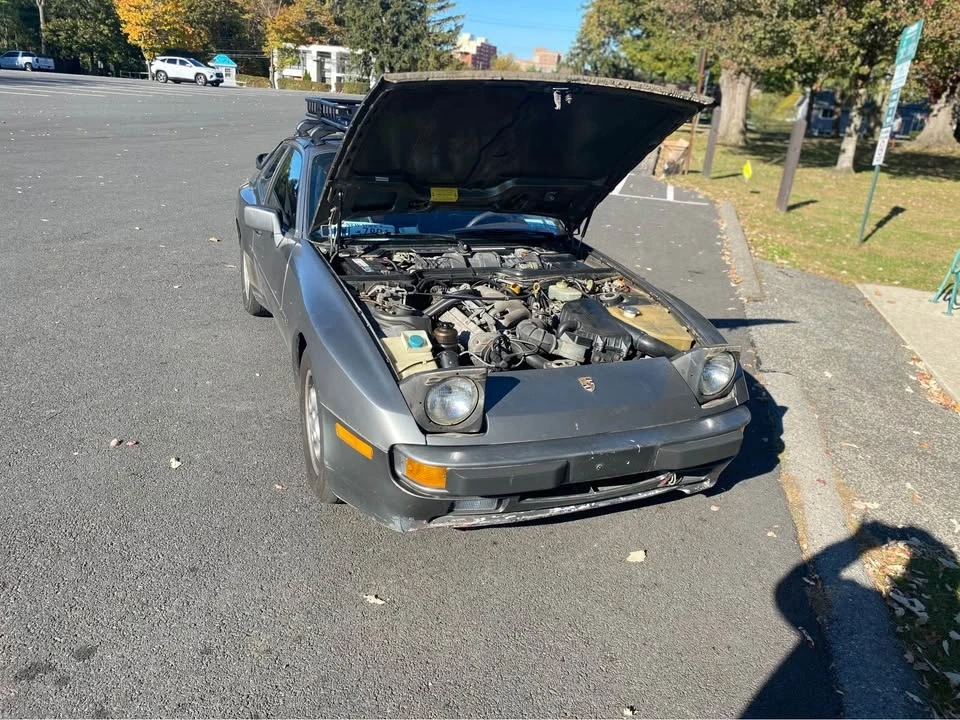 1987 Porsche 944 - Image 5 of 10