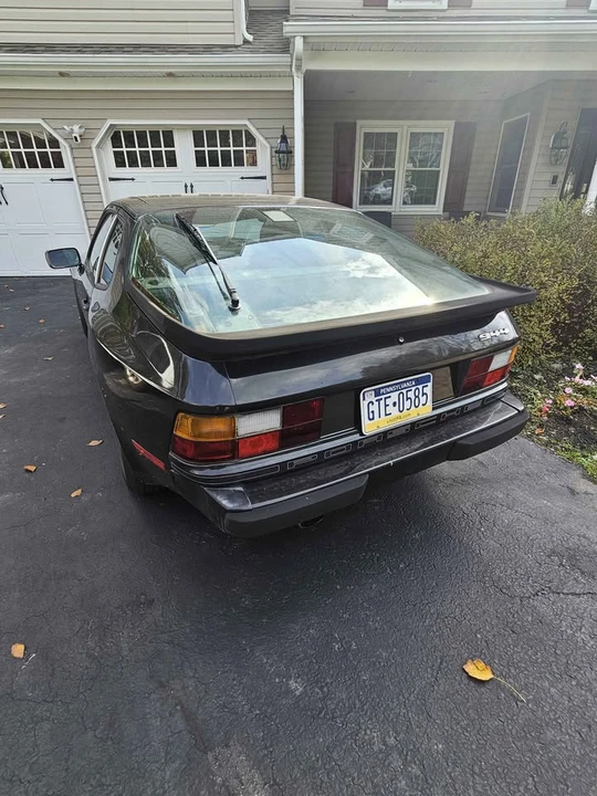 1987 Porsche 944 - Image 5 of 10