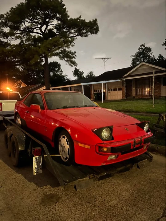 1987 Porsche 944 - Image 2 of 2