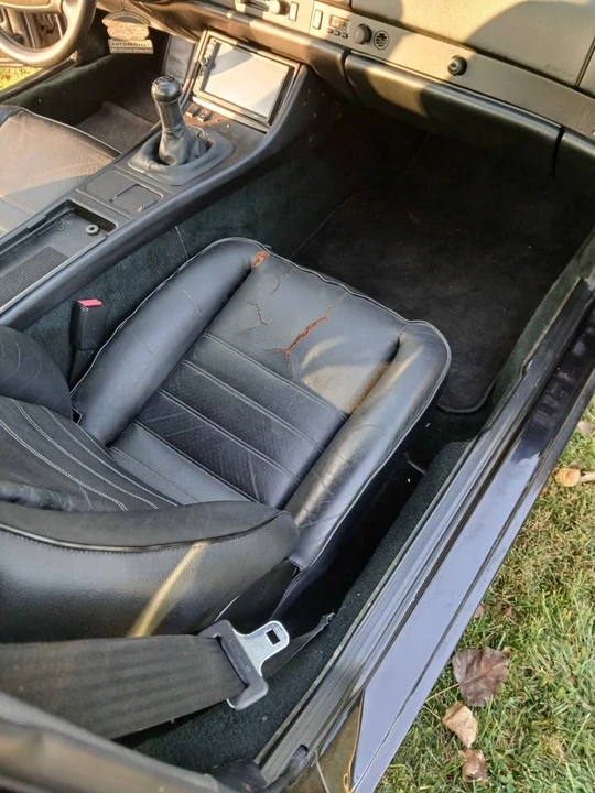 1987 Porsche 944 - Image 9 of 13