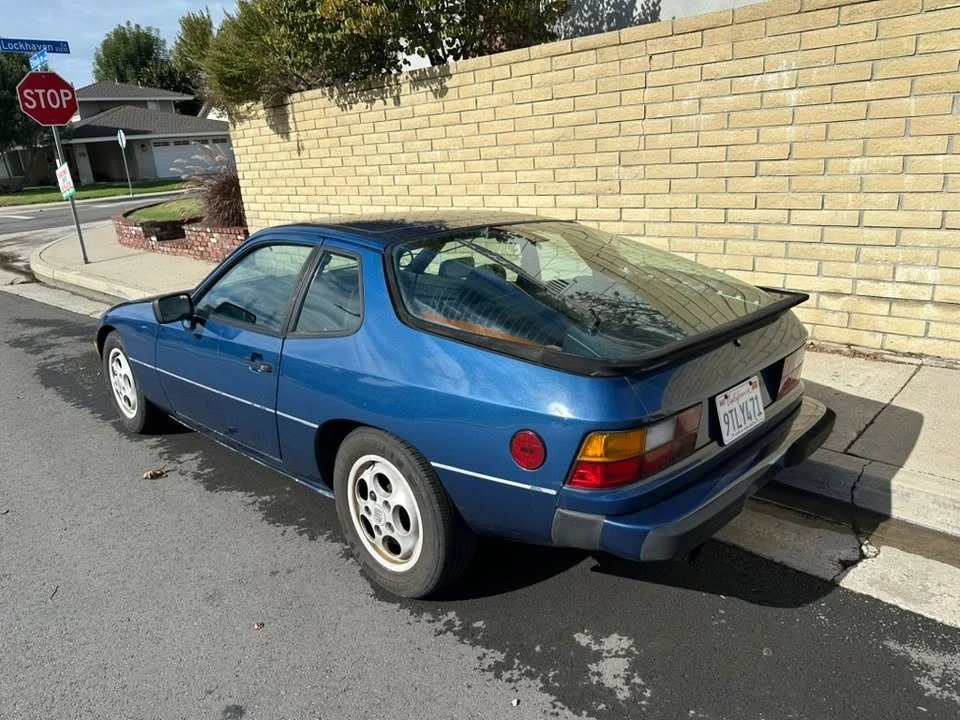 1987 Porsche 924 - Image 2 of 3