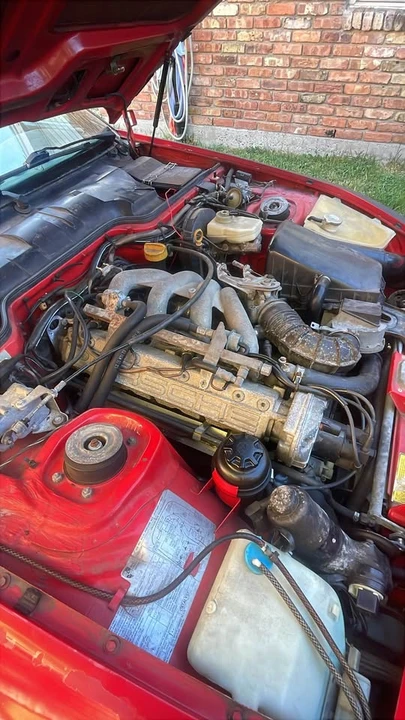1987 Porsche 944 - Image 4 of 9