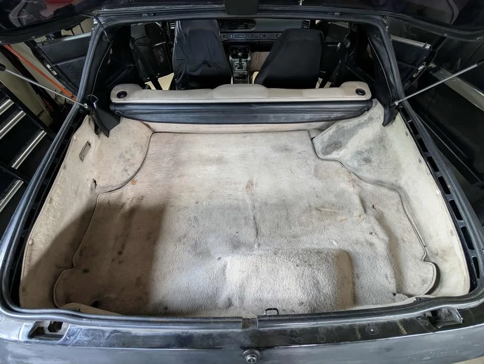 1987 Porsche 944 - Image 11 of 19