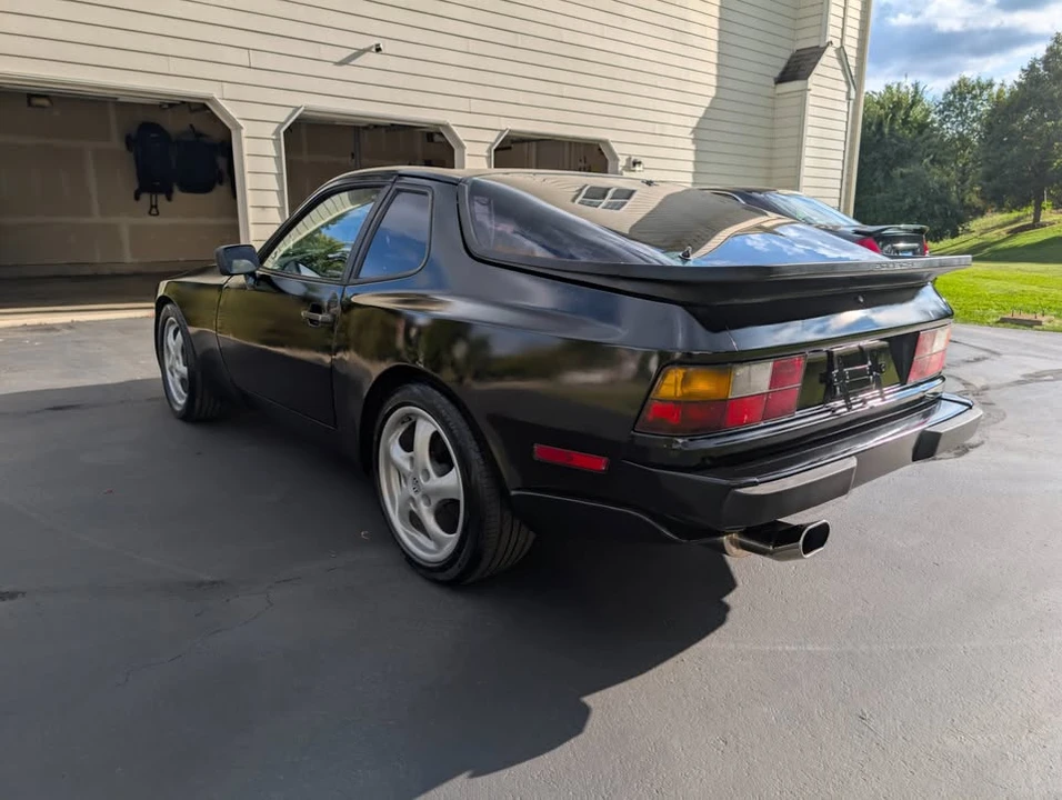 1987 Porsche 944 - Image 5 of 19