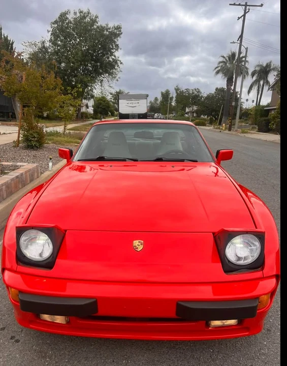 1987 Porsche 944 - Image 2 of 3